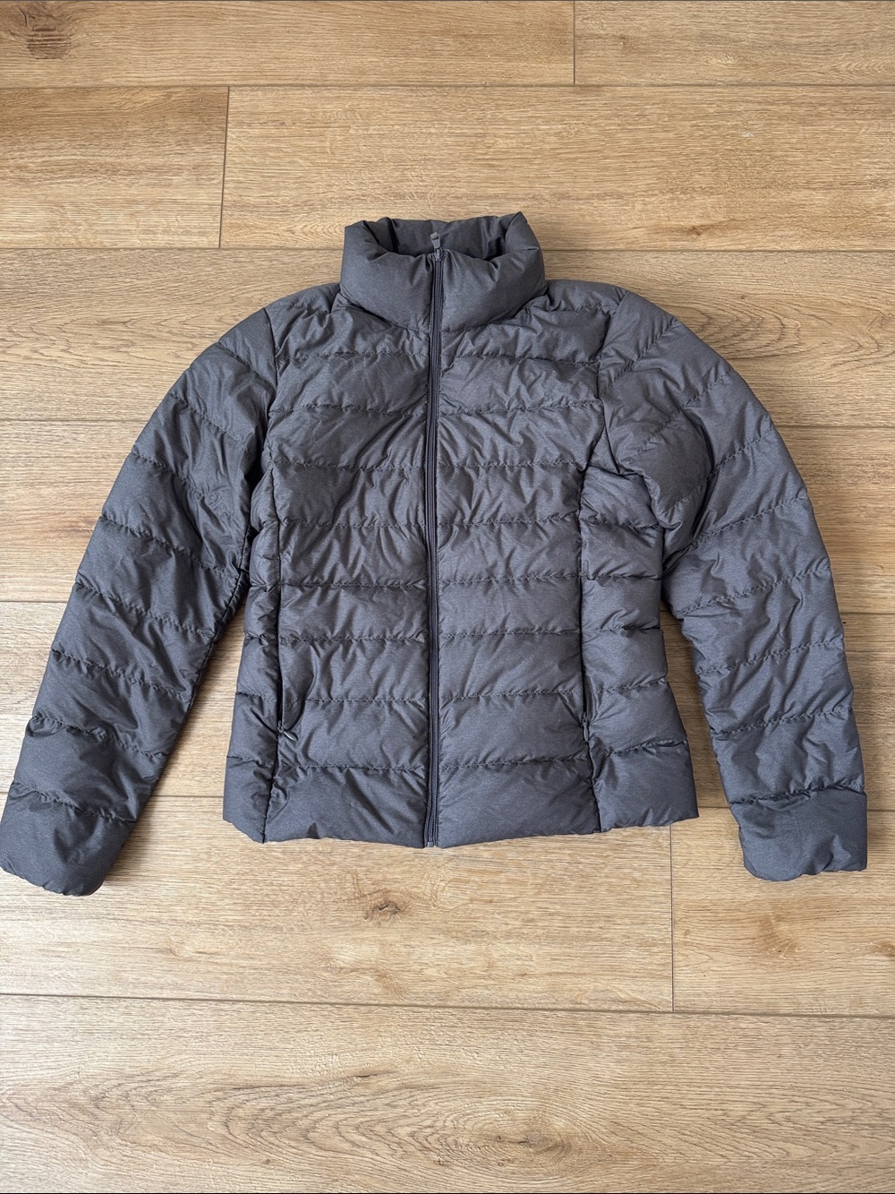 Uniqlo Lightweight Quilted Puffer Jacket - Dark Gray